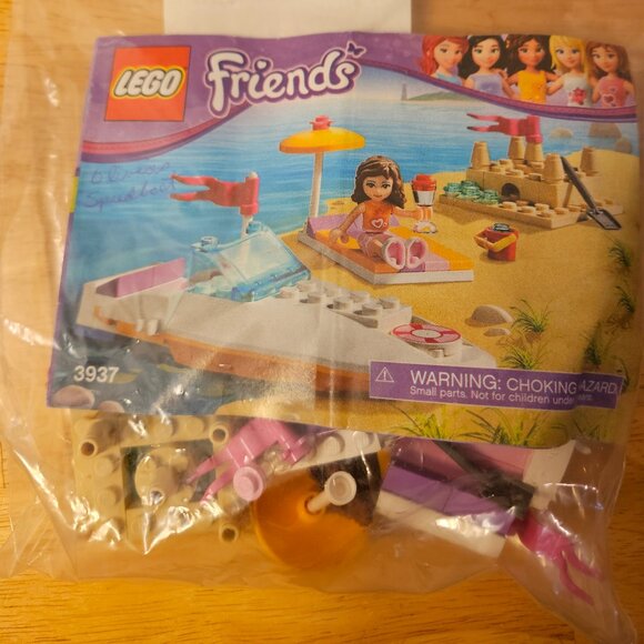 Lego Friends #3937 Olivia's Speedboat. -- ITEM #1882 - Picture 1 of 2